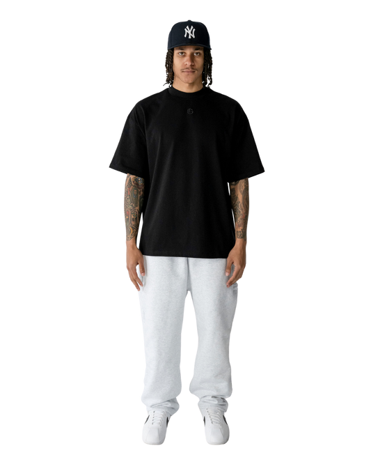 ARMOROFGOD Original Long Tshirt black — drop shoulder detail close-up