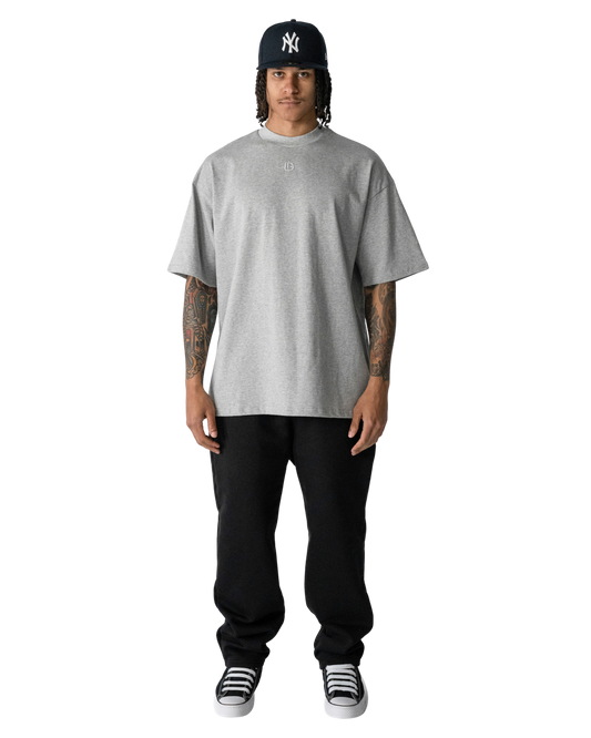 ARMOROFGOD Original Long Tshirt grey — drop shoulder detail close-up